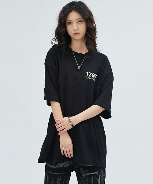 Ressaca(レサーカ)の「オーバーサイズ エンジェルロゴバックプリントTシャツ(Tシャツ/カットソー・メンズ・ブラック/ブラウン/ベージュ・L/M/XL)」の4枚目の写真