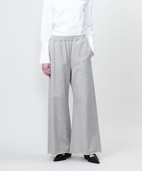 ASTRAET（アストラット）の「＜ASTRAET＞コットン ウラケ ワイド スウェットパンツ（スウェットパンツ・レディース・ブラック/ベージュ/ライトグレー・1/0）」の3枚目の写真