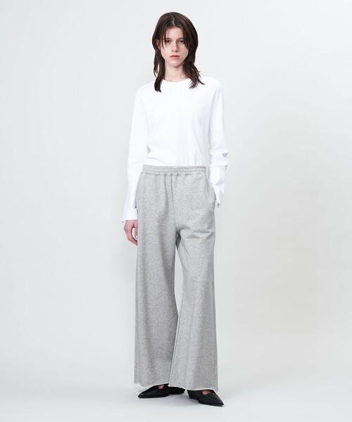 ASTRAET（アストラット）の「＜ASTRAET＞コットン ウラケ ワイド スウェットパンツ（スウェットパンツ・レディース・ブラック/ベージュ/ライトグレー・1/0）」の7枚目の写真