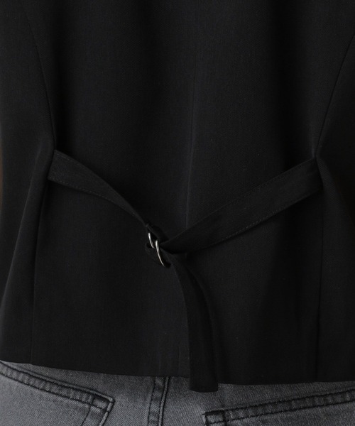 FOREVER 21(フォーエバー トゥエンティーワン)の「【2024SS】ショートジレ(ベスト・レディース・グレー/ブラック・SMALL/MEDIUM)」の19枚目の写真