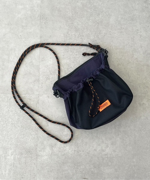 UNIVERSAL OVERALL（ユニバーサルオーバーオール）の「パラコードナイロンメッシュショルダー（ショルダーバッグ・メンズ・ネイビー/オレンジ/ブラック・FREE）」の20枚目の写真