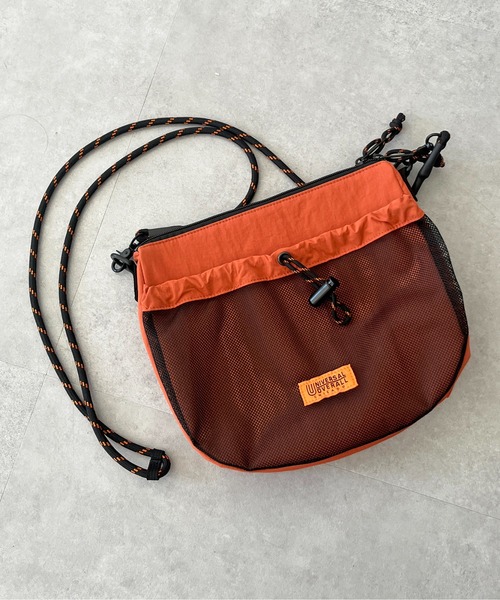UNIVERSAL OVERALL（ユニバーサルオーバーオール）の「パラコードナイロンメッシュショルダー（ショルダーバッグ・メンズ・ネイビー/オレンジ/ブラック・FREE）」の17枚目の写真