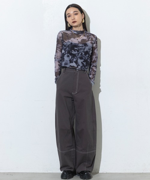 SEN TOKYO(セントーキョー)の「スタイルアップ効果も叶える。配色ステッチカーブパンツ(その他パンツ・レディース・ブラック/チャコール・FREE)」の17枚目の写真