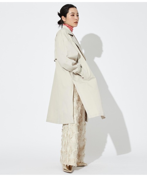 Settimissimo（セッティミッシモ）の「エステルニット切替 デザイン トレンチコート サイドスリット（トレンチコート・レディース・グレイッシュベージュ/カーキ・FREE）」の7枚目の写真