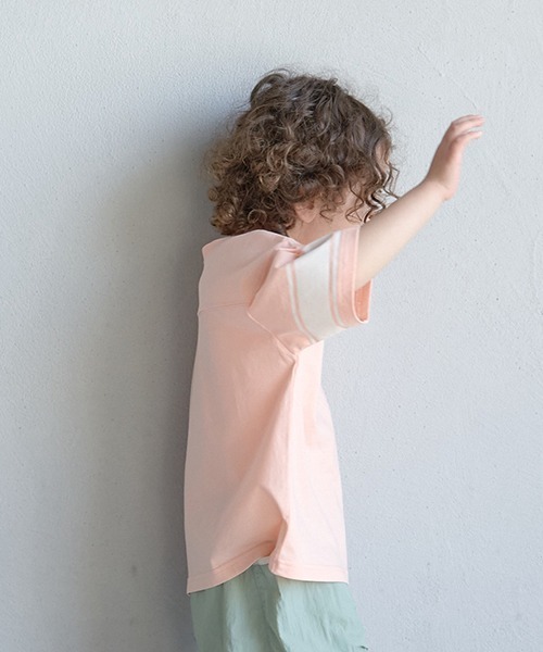 b・ROOM（ビールーム）の「【接触冷感】【どちらが前でもOK!】袖ラインプリント半袖Tシャツ（Tシャツ/カットソー・キッズ・オフホワイト/グレイッシュブルー/ライム/シルバーグレー/オレンジ・100cm/110cm/120cm/130cm/140cm/150cm）」の16枚目の写真