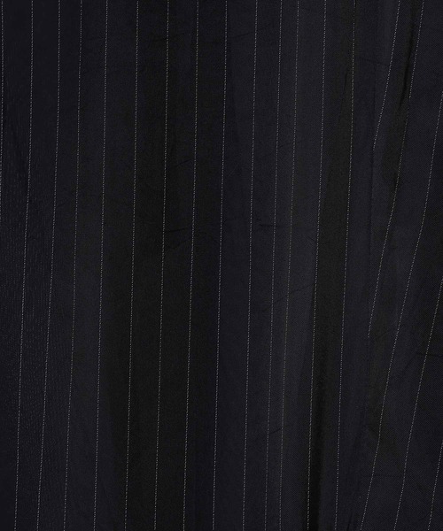 TOGA PULLA（トーガ　プルラ）の「TOGA PULLA Cupra stripe dress TZ32-FH983（ワンピース・レディース・ネイビー/ブラック・MEDIUM）」の5枚目の写真