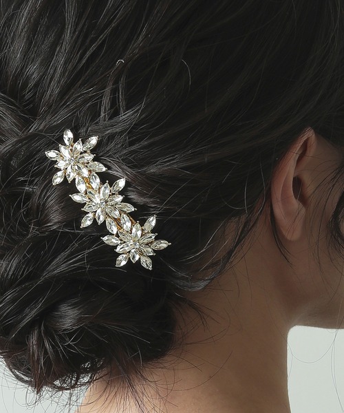 新品未使用◎ クリスタルビジュー　パールキラキラバレッタ トリプル ビジュー フラワー キラキラ バレッタ ヘアクリップ