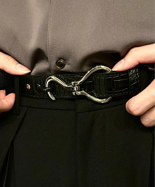 Burner(バーナー)の「【 gii select 】 フックベルト gii-belt-3 Nn(ベルト・メンズ・ゴールド系その他2/シルバー系その他2/ゴールド系その他/シルバー系その他/ブラック系2/イエロー系2/グリーン系1/グレー系2/ダークブラウン系1/ダークブラウン系2/オレンジ系1/オレンジ系2/イエロー系1/ブラック系1/グリーン系2/ブラック系その他/シルバー×ゴールド/シルバー系その他3/シルバー系その他4/レッド/ホワイト×ブラック/カーキオリーブ/ホワイト系/ブラック系3/ゼブラ/ゴールド系その他3/ゴールド系その他4・FREE/105cm)」の6枚目の写真