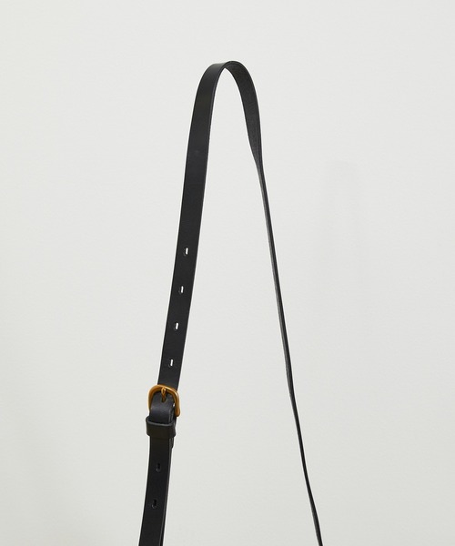 SLOW（スロウ）の「SLOW スロウ / herbie-latch shoulder bag ハービーレザーショルダーバッグ フルベジタブルタンニンレザーサコッシュ / 49S298KM（ショルダーバッグ・メンズ・ブラウン系その他/ブラック・FREE）」の17枚目の写真