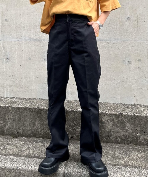 Dickies(ディッキーズ)の「DICKIES ストレッチツイルフレアパンツ(その他パンツ・レディース・ベージュ/ライトベージュ/ブラック・L/M)」の6枚目の写真