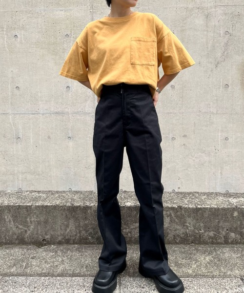 Dickies(ディッキーズ)の「DICKIES ストレッチツイルフレアパンツ(その他パンツ・レディース・ベージュ/ライトベージュ/ブラック・L/M)」の7枚目の写真