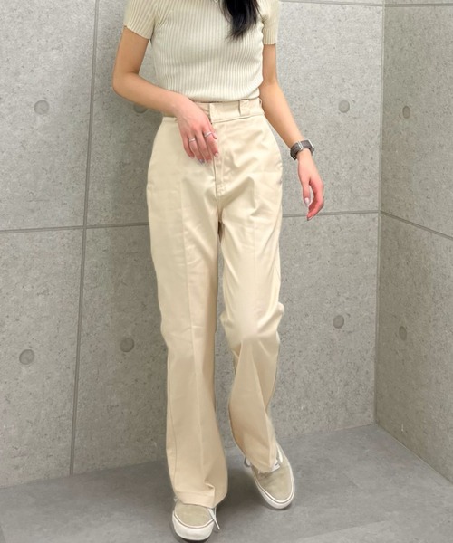 Dickies(ディッキーズ)の「DICKIES ストレッチツイルフレアパンツ(その他パンツ・レディース・ベージュ/ライトベージュ/ブラック・L/M)」の14枚目の写真