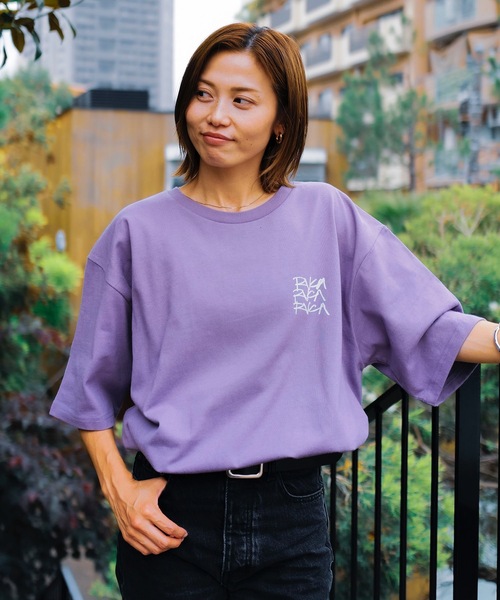 RVCA（ルーカ）の「RVCA メンズ SCRAWLS Ｔシャツ 【2024年夏モデル】/ルーカバックプリント半袖Tシャツ（Tシャツ/カットソー・メンズ・パープル/ホワイト/ブラック・SMALL/MEDIUM/LARGE/X-LARGE）」の19枚目の写真