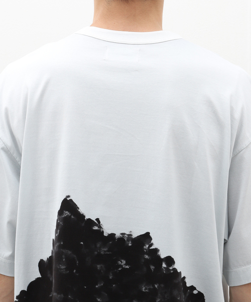 markaware（マーカウェア）の「MARKAWARE (マーカウェア) 別注 COMFORT-FIT Tシャツ（Tシャツ/カットソー・メンズ・ホワイト・2/3）」の7枚目の写真