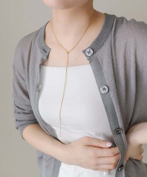 ear PAPILLONNER（イアパピヨネ）の「《金属アレルギー対応/ステンレス/通勤/シンプル》スネークY字ネックレス（ネックレス・レディース・シルバー/ゴールド・FREE）」の16枚目の写真