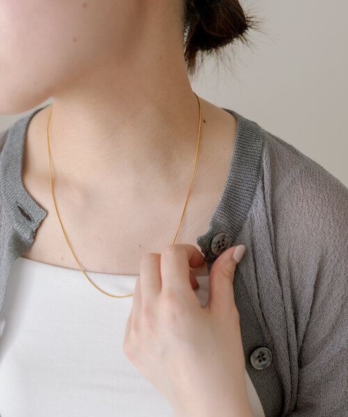 ear PAPILLONNER（イアパピヨネ）の「《金属アレルギー対応/ステンレス/通勤/シンプル》スネークY字ネックレス（ネックレス・レディース・シルバー/ゴールド・FREE）」の18枚目の写真