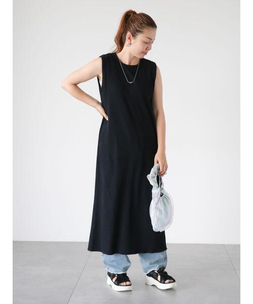 Lugnoncure（ルノンキュール）の「ランダムリブカットワンピース（ワンピース・レディース・ベージュ/チャコールグレー/ブラック・F）」の2枚目の写真