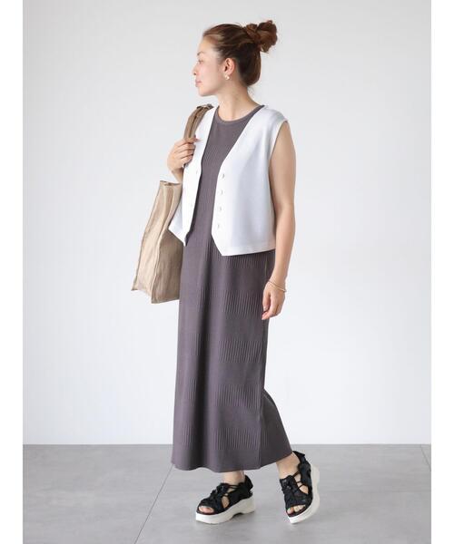 Lugnoncure（ルノンキュール）の「ランダムリブカットワンピース（ワンピース・レディース・ベージュ/チャコールグレー/ブラック・F）」の6枚目の写真