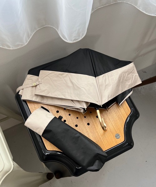 Me%（ミィパーセント）の「【晴雨兼用傘】バイカラーミニカサ 102553（折りたたみ傘・レディース・グレー/ベージュ/ブルー/ブラック・FREE）」の11枚目の写真