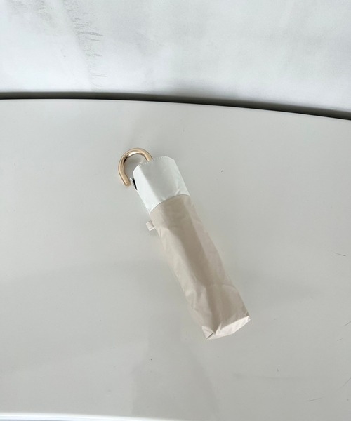 Me%（ミィパーセント）の「【晴雨兼用傘】バイカラーミニカサ 102553（折りたたみ傘・レディース・グレー/ベージュ/ブルー/ブラック・FREE）」の15枚目の写真