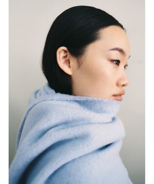 emmi（エミ）の「ブークレーカラーマフラー（ストール/ショール）」 - WEAR