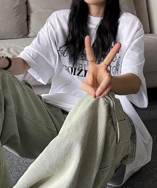 SHEENA(シーナ)の「【ユニセックス】グラフィックロゴプリントBIGTシャツ(Tシャツ/カットソー・レディース・ホワイト/ブラック・M)」の9枚目の写真