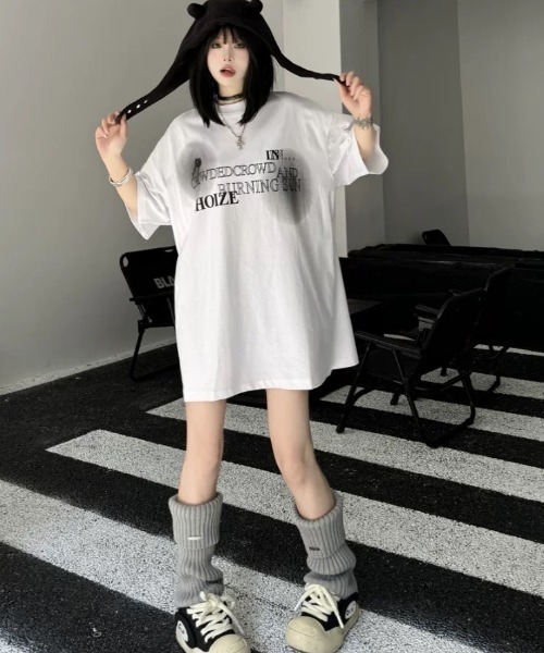 SHEENA(シーナ)の「【ユニセックス】グラフィックロゴプリントBIGTシャツ(Tシャツ/カットソー・レディース・ホワイト/ブラック・M)」の19枚目の写真