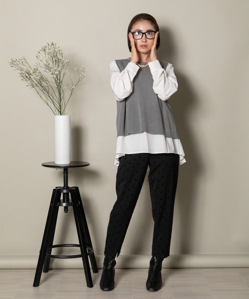 MHBG TOKYO(エムエイチビージートーキョー)の「2WAY ニットベスト×バックプリーツシャツ セット(ニット/セーター・レディース・グレー/ストライプ/ブラック/ブラック系その他/ネイビー系・FREE)」の8枚目の写真