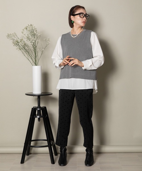 MHBG TOKYO(エムエイチビージートーキョー)の「2WAY ニットベスト×バックプリーツシャツ セット(ニット/セーター・レディース・グレー/ストライプ/ブラック/ブラック系その他/ネイビー系・FREE)」の9枚目の写真