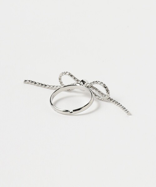BEAMS BOY（ビームスボーイ）の「リボン チェーン リング 小（リング・レディース・ゴールド/シルバー・ONE SIZE）」の4枚目の写真
