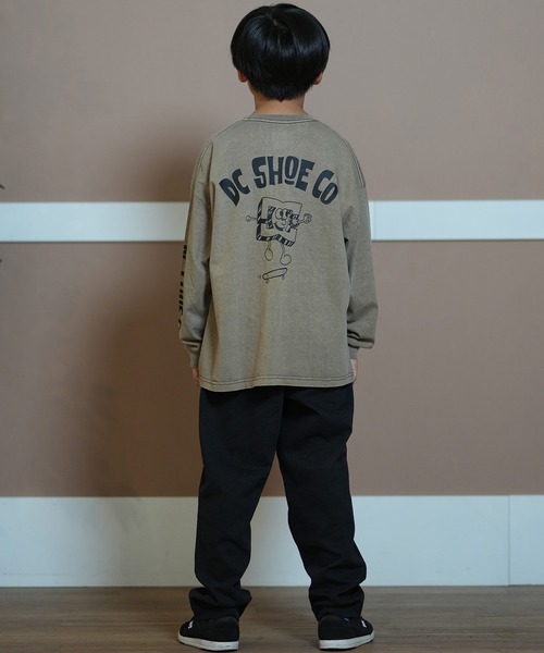 DC（ディーシー）の「DC/ディーシー 24 KD PLAYTIME LS24 キッズ プレイタイム ロングスリーブ ロングTシャツ スケートボード 公園 親子コーデ YLT244529（Tシャツ/カットソー・キッズ・ベージュ/ホワイト/ブラック・120cm/130cm/140cm/150cm/160cm/100cm/110cm）」の22枚目の写真