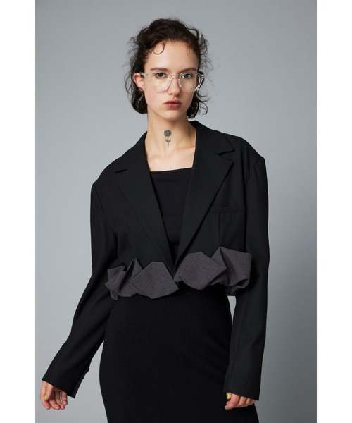 値下げ中！Herin.Cye スーツ グレー バルーンショートジャケット 黒 HeRIN.CYE（ヘリンドットサイ）の「Balloon short jacket バルーン