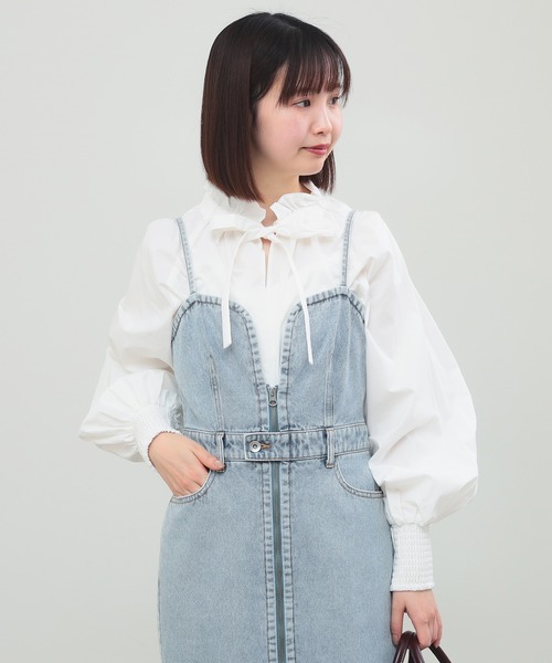 Ray BEAMS（レイビームス）の「ギャザー ネック ボウタイ ブラウス（シャツ/ブラウス・レディース・ホワイト/シルバー・ONE SIZE）」の2枚目の写真