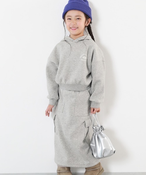 devirock(デビロック)の「ガールズ 裏起毛 パーカー&カーゴスカート セットアップ(セットアップ・キッズ・杢グレー/パープル系5/スミクロ・100cm/110cm/120cm/130cm/140cm/150cm/160cm)」の2枚目の写真