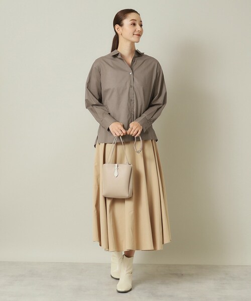 ITS'DEMO（イッツデモ）の「【羽織にも／寒暖差対策／手洗い可】抜け襟シャツ（シャツ/ブラウス・レディース・ライトグレー/ネイビー/オフホワイト/オリーブ・00）」の22枚目の写真