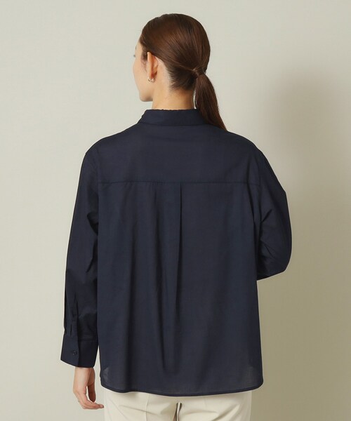 ITS'DEMO（イッツデモ）の「【羽織にも／寒暖差対策／手洗い可】抜け襟シャツ（シャツ/ブラウス・レディース・ライトグレー/ネイビー/オフホワイト/オリーブ・00）」の13枚目の写真