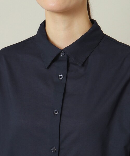 ITS'DEMO（イッツデモ）の「【羽織にも／寒暖差対策／手洗い可】抜け襟シャツ（シャツ/ブラウス・レディース・ライトグレー/ネイビー/オフホワイト/オリーブ・00）」の5枚目の写真