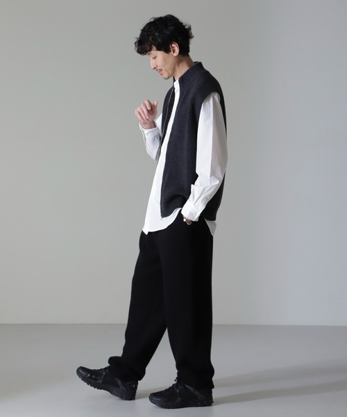 NANO universe（ナノユニバース）の「コットンアクリルドライバーズベスト（ベスト・メンズ・ブラック/チャコール・M/L/XL）」の13枚目の写真