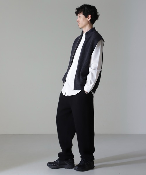 NANO universe（ナノユニバース）の「コットンアクリルドライバーズベスト（ベスト・メンズ・ブラック/チャコール・M/L/XL）」の14枚目の写真