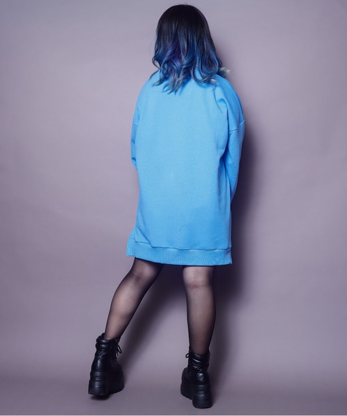 AFYF（エーエフワイエフ）の「AFYF CREW SWEAT/ビッグシルエット クルーネックスウェット/ベア（スウェット・レディース・ブラック系その他/グリーン系その他/ブルー系その他/ブラック系その他2・FREE）」の8枚目の写真