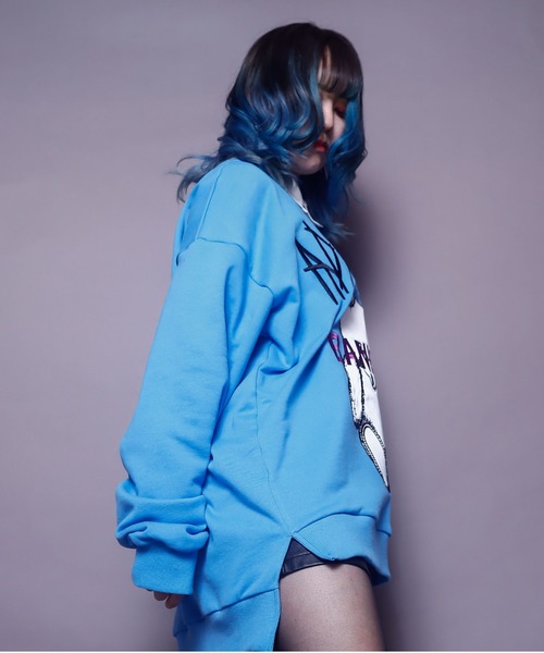 AFYF（エーエフワイエフ）の「AFYF CREW SWEAT/ビッグシルエット クルーネックスウェット/ベア（スウェット・レディース・ブラック系その他/グリーン系その他/ブルー系その他/ブラック系その他2・FREE）」の10枚目の写真