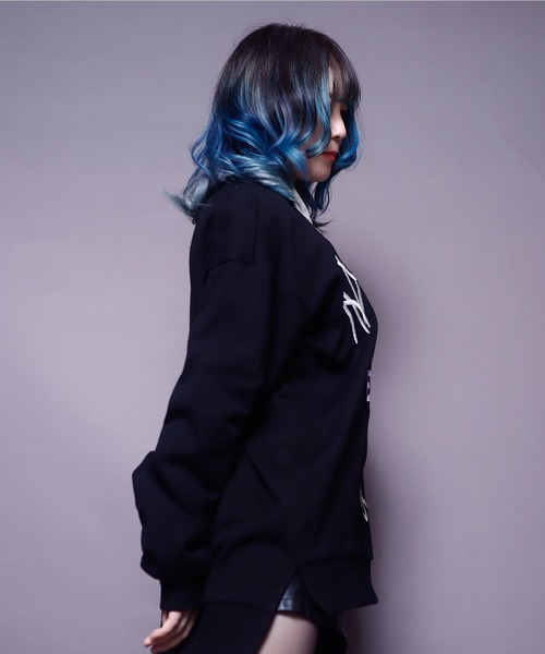 AFYF（エーエフワイエフ）の「AFYF CREW SWEAT/ビッグシルエット クルーネックスウェット/ベア（スウェット・レディース・ブラック系その他/グリーン系その他/ブルー系その他/ブラック系その他2・FREE）」の14枚目の写真