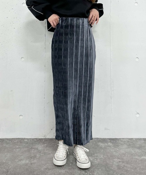 archives（アルシーヴ）の「プリーツベロアタイトスカート（スカート・レディース・ブルー/ブラウン/ベージュ・MEDIUM）」の3枚目の写真