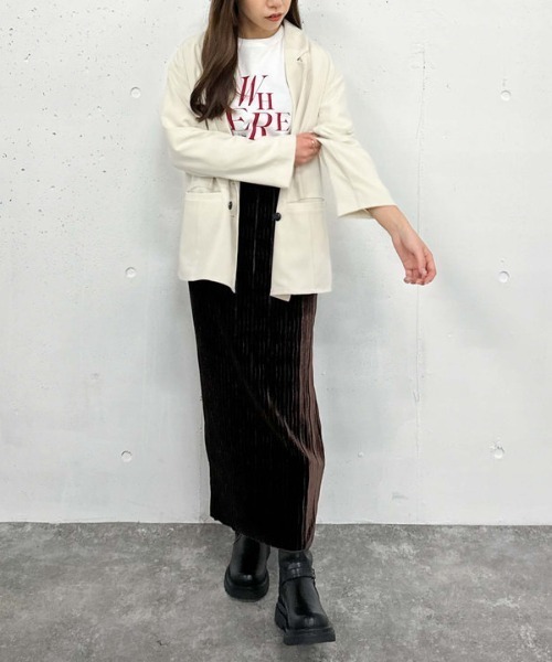 archives（アルシーヴ）の「プリーツベロアタイトスカート（スカート・レディース・ブルー/ブラウン/ベージュ・MEDIUM）」の7枚目の写真