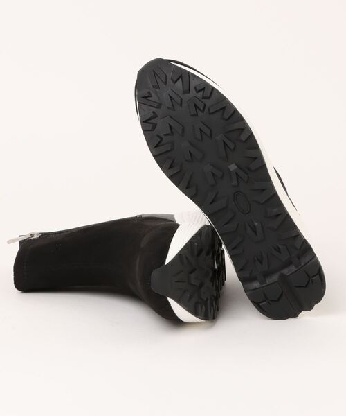 Q（キュー）の「スニーカーブーツ（ブーツ・レディース・グレー/ブラック・24.5/23.5）」の15枚目の写真