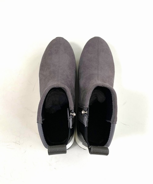 Q（キュー）の「スニーカーブーツ（ブーツ・レディース・グレー/ブラック・24.5/23.5）」の5枚目の写真