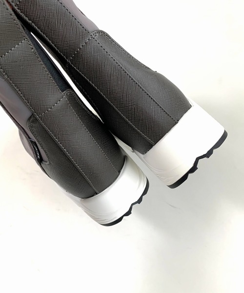 Q（キュー）の「スニーカーブーツ（ブーツ・レディース・グレー/ブラック・24.5/23.5）」の9枚目の写真