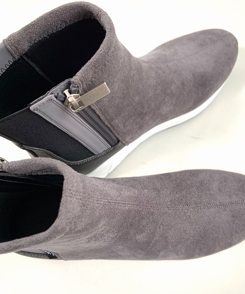 Q（キュー）の「スニーカーブーツ（ブーツ・レディース・グレー/ブラック・24.5/23.5）」の7枚目の写真