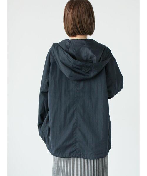 Lugnoncure(ルノンキュール)の「【撥水/花粉防止】マウンテンパーカ(ノーカラージャケット・レディース・ネイビー/カーキ/ベージュ・F)」の17枚目の写真