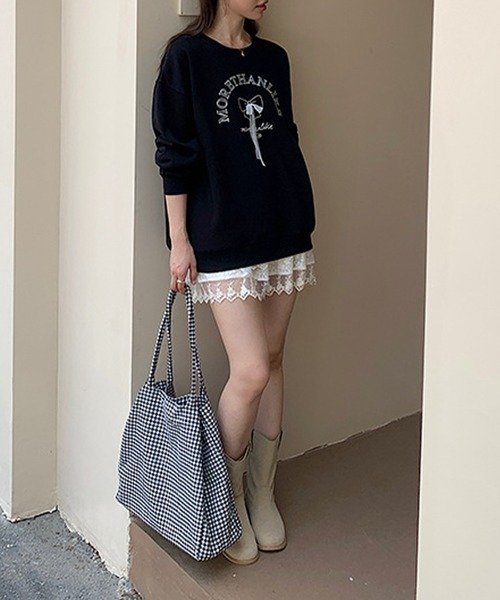 aimoha（アイモハ）の「文字刺繍スウェット（スウェット・レディース・グレー/ブラック・FREE）」の6枚目の写真